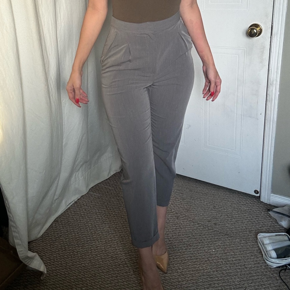 TOPSHOP GREY TROUSERS